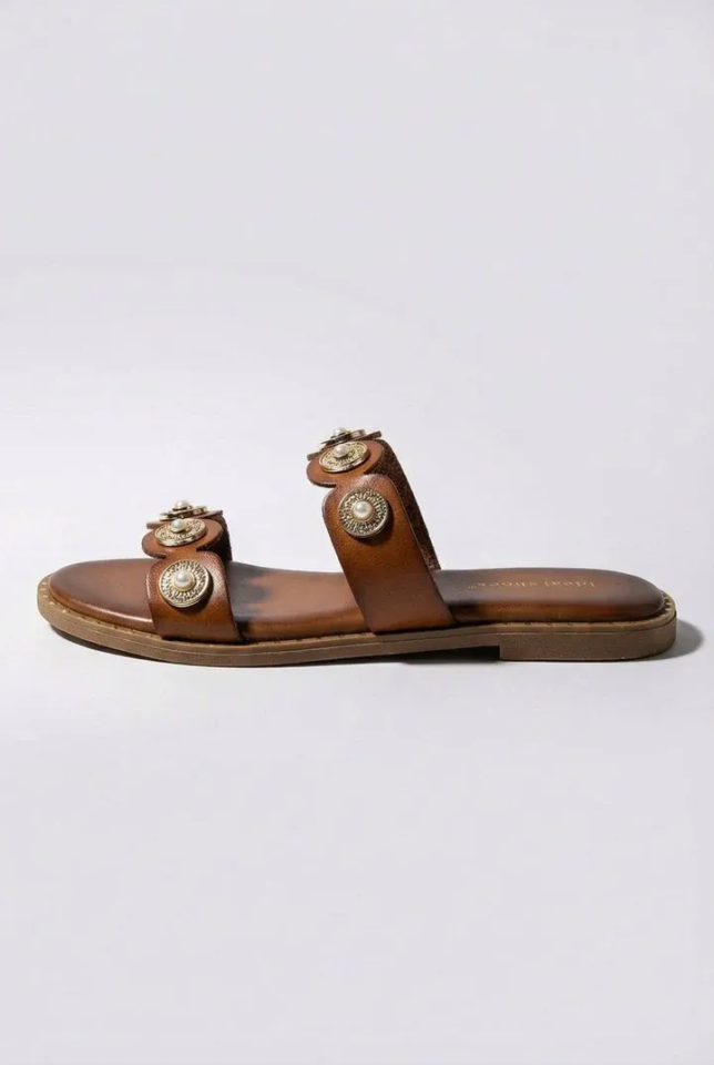 Sandal 5